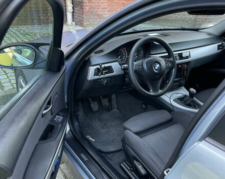 Сірий БМВ 3 Серія, об'ємом двигуна 2 л та пробігом 284 тис. км за 7000 $, фото 9 на Automoto.ua