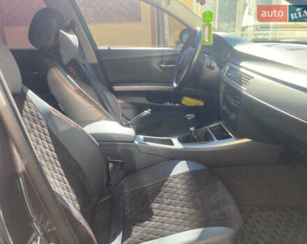 Серый БМВ 3 Серия, объемом двигателя 2 л и пробегом 320 тыс. км за 7000 $, фото 6 на Automoto.ua