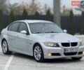 Серый БМВ 3 Серия, объемом двигателя 2 л и пробегом 296 тыс. км за 5700 $, фото 3 на Automoto.ua