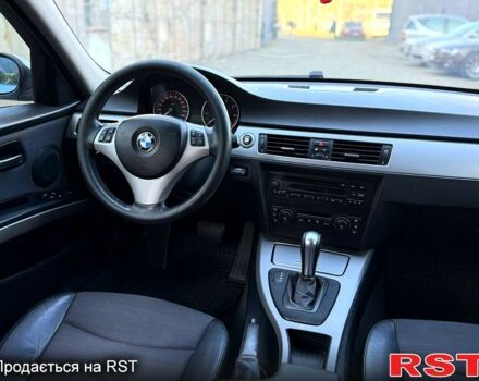 Серый БМВ 3 Серия, объемом двигателя 2 л и пробегом 256 тыс. км за 6300 $, фото 2 на Automoto.ua