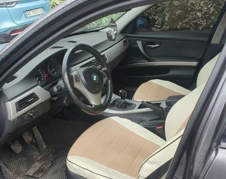 Серый БМВ 3 Серия, объемом двигателя 2 л и пробегом 400 тыс. км за 7500 $, фото 6 на Automoto.ua