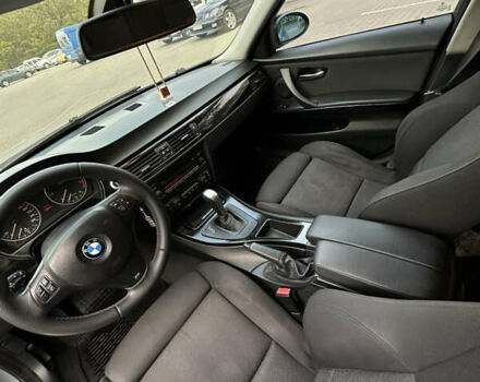 Серый БМВ 3 Серия, объемом двигателя 2 л и пробегом 371 тыс. км за 8600 $, фото 2 на Automoto.ua