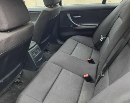 Серый БМВ 3 Серия, объемом двигателя 2 л и пробегом 300 тыс. км за 3300 $, фото 2 на Automoto.ua