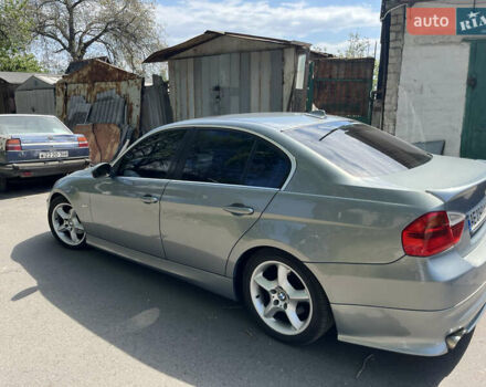 Серый БМВ 3 Серия, объемом двигателя 2.5 л и пробегом 130 тыс. км за 9500 $, фото 5 на Automoto.ua