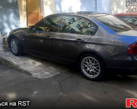 Серый БМВ 3 Серия, объемом двигателя 2 л и пробегом 300 тыс. км за 6600 $, фото 4 на Automoto.ua