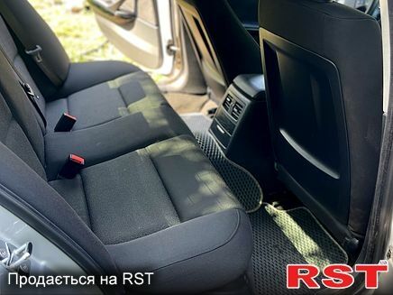 Серый БМВ 3 Серия, объемом двигателя 2 л и пробегом 217 тыс. км за 6800 $, фото 6 на Automoto.ua