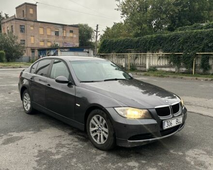 Серый БМВ 3 Серия, объемом двигателя 2 л и пробегом 378 тыс. км за 3100 $, фото 1 на Automoto.ua