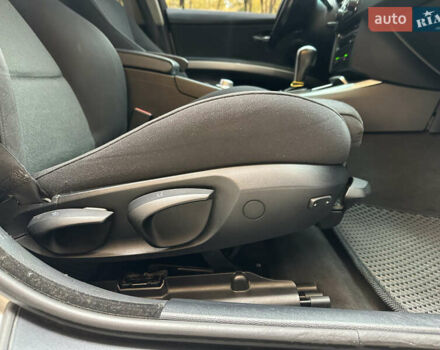 Серый БМВ 3 Серия, объемом двигателя 2.5 л и пробегом 280 тыс. км за 8500 $, фото 11 на Automoto.ua