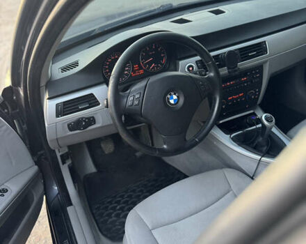 Сірий БМВ 3 Серія, об'ємом двигуна 2 л та пробігом 235 тис. км за 7199 $, фото 9 на Automoto.ua