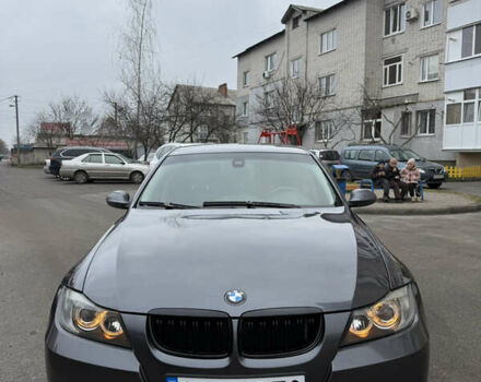 Серый БМВ 3 Серия, объемом двигателя 2 л и пробегом 256 тыс. км за 7500 $, фото 3 на Automoto.ua
