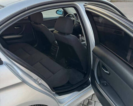 Серый БМВ 3 Серия, объемом двигателя 2 л и пробегом 239 тыс. км за 7000 $, фото 13 на Automoto.ua