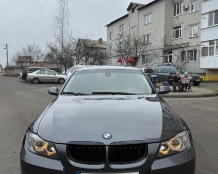 Серый БМВ 3 Серия, объемом двигателя 2 л и пробегом 247 тыс. км за 7500 $, фото 2 на Automoto.ua