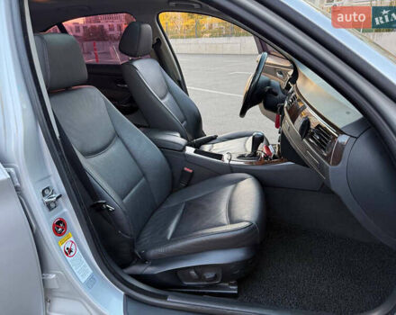 Серый БМВ 3 Серия, объемом двигателя 2 л и пробегом 225 тыс. км за 6600 $, фото 11 на Automoto.ua