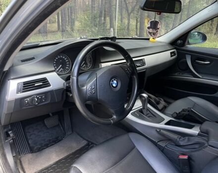 Серый БМВ 3 Серия, объемом двигателя 2 л и пробегом 270 тыс. км за 6600 $, фото 16 на Automoto.ua