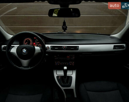 Серый БМВ 3 Серия, объемом двигателя 2 л и пробегом 270 тыс. км за 6500 $, фото 6 на Automoto.ua
