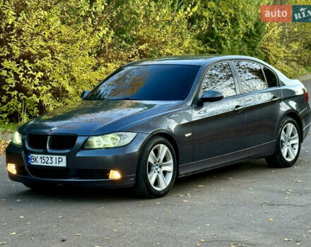 Серый БМВ 3 Серия, объемом двигателя 2 л и пробегом 405 тыс. км за 7999 $, фото 16 на Automoto.ua
