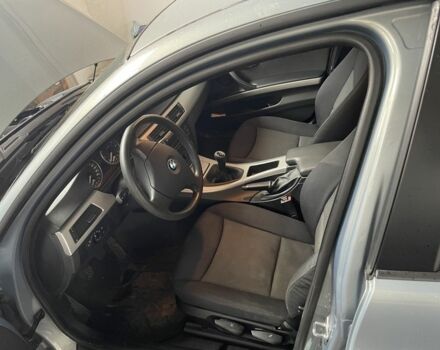 БМВ 3 Серия 2006 в Чернигове на Automoto.ua Серый БМВ 3 Серия, объемом двигателя 2 л и пробегом 260 тыс. км за 7500 $, фото 6 на Automoto.ua