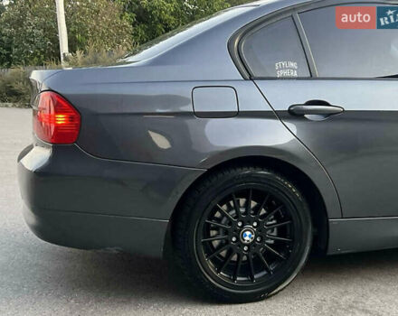Серый БМВ 3 Серия, объемом двигателя 2 л и пробегом 230 тыс. км за 5900 $, фото 12 на Automoto.ua