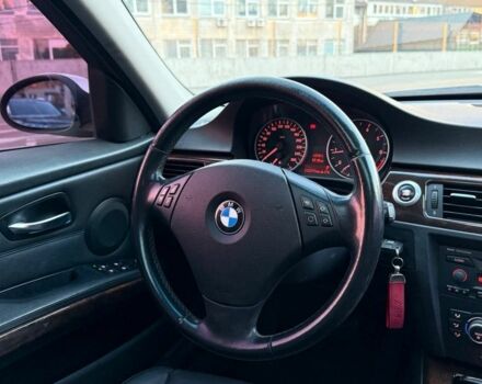 Серый БМВ 3 Серия, объемом двигателя 2 л и пробегом 220 тыс. км за 6200 $, фото 13 на Automoto.ua