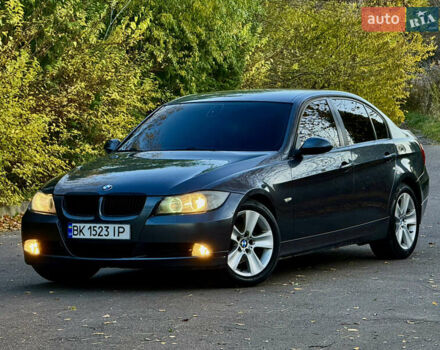Серый БМВ 3 Серия, объемом двигателя 2 л и пробегом 405 тыс. км за 7999 $, фото 5 на Automoto.ua