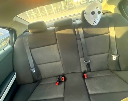 Серый БМВ 3 Серия, объемом двигателя 2 л и пробегом 175 тыс. км за 2500 $, фото 5 на Automoto.ua