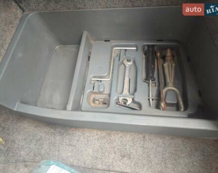 Сірий БМВ 3 Серія, об'ємом двигуна 2 л та пробігом 274 тис. км за 6700 $, фото 31 на Automoto.ua