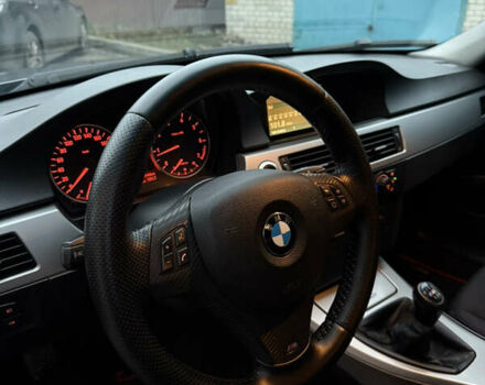 Серый БМВ 3 Серия, объемом двигателя 2 л и пробегом 256 тыс. км за 7500 $, фото 35 на Automoto.ua