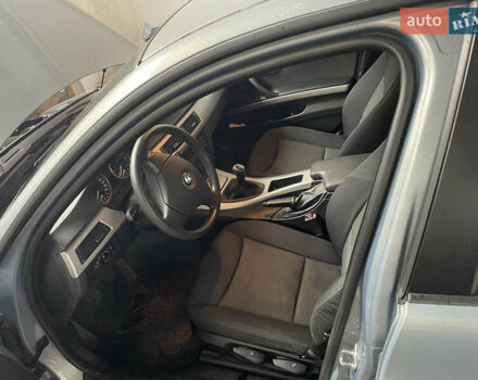БМВ 3 Серия 2006 в Чернигове на Automoto.ua Серый БМВ 3 Серия, объемом двигателя 2 л и пробегом 260 тыс. км за 7500 $, фото 6 на Automoto.ua