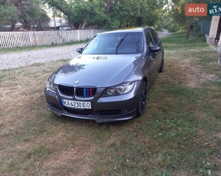 Серый БМВ 3 Серия, объемом двигателя 2 л и пробегом 280 тыс. км за 7000 $, фото 7 на Automoto.ua