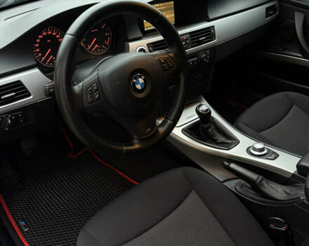 Серый БМВ 3 Серия, объемом двигателя 2 л и пробегом 256 тыс. км за 7500 $, фото 16 на Automoto.ua