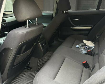 Серый БМВ 3 Серия, объемом двигателя 2.5 л и пробегом 280 тыс. км за 8500 $, фото 18 на Automoto.ua