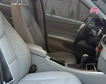 Серый БМВ 3 Серия, объемом двигателя 2 л и пробегом 405 тыс. км за 7999 $, фото 34 на Automoto.ua