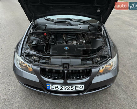 Серый БМВ 3 Серия, объемом двигателя 2 л и пробегом 256 тыс. км за 7500 $, фото 12 на Automoto.ua