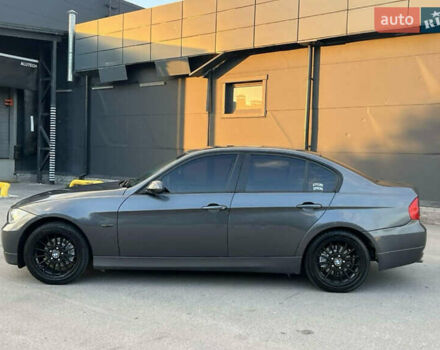 Серый БМВ 3 Серия, объемом двигателя 2 л и пробегом 230 тыс. км за 5900 $, фото 13 на Automoto.ua