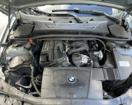 Серый БМВ 3 Серия, объемом двигателя 2 л и пробегом 270 тыс. км за 6600 $, фото 23 на Automoto.ua