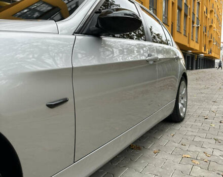 Серый БМВ 3 Серия, объемом двигателя 2.5 л и пробегом 280 тыс. км за 8500 $, фото 2 на Automoto.ua