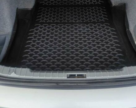 Серый БМВ 3 Серия, объемом двигателя 2 л и пробегом 234 тыс. км за 6900 $, фото 10 на Automoto.ua