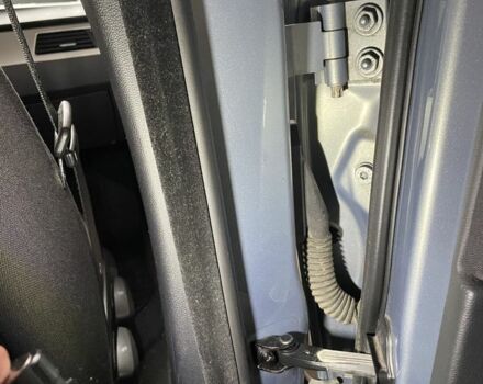 БМВ 3 Серия 2006 в Чернигове на Automoto.ua Серый БМВ 3 Серия, объемом двигателя 2 л и пробегом 260 тыс. км за 7500 $, фото 15 на Automoto.ua