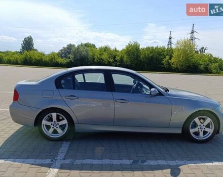 Сірий БМВ 3 Серія, об'ємом двигуна 2 л та пробігом 290 тис. км за 7555 $, фото 11 на Automoto.ua