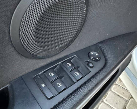 Серый БМВ 3 Серия, объемом двигателя 2 л и пробегом 239 тыс. км за 7000 $, фото 11 на Automoto.ua