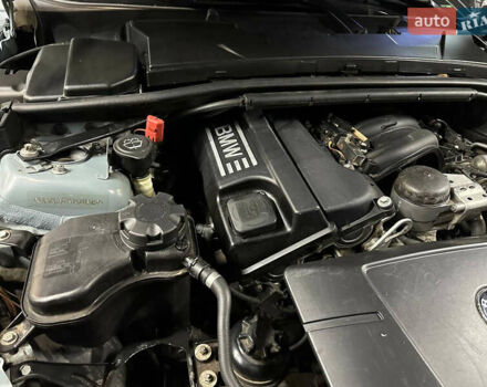 Серый БМВ 3 Серия, объемом двигателя 2 л и пробегом 220 тыс. км за 6350 $, фото 30 на Automoto.ua