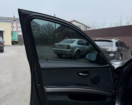 Серый БМВ 3 Серия, объемом двигателя 2 л и пробегом 256 тыс. км за 7500 $, фото 38 на Automoto.ua