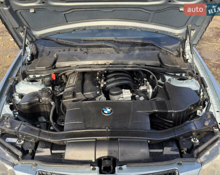 Серый БМВ 3 Серия, объемом двигателя 2 л и пробегом 225 тыс. км за 6799 $, фото 10 на Automoto.ua