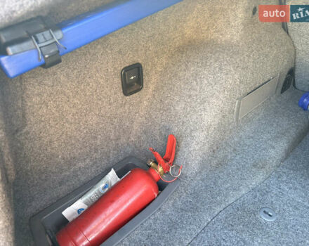 Серый БМВ 3 Серия, объемом двигателя 2.5 л и пробегом 100 тыс. км за 8500 $, фото 17 на Automoto.ua