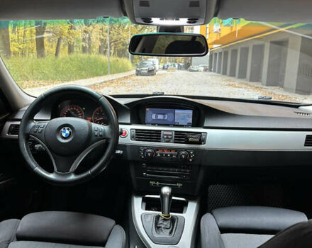 Серый БМВ 3 Серия, объемом двигателя 2.5 л и пробегом 280 тыс. км за 8500 $, фото 15 на Automoto.ua