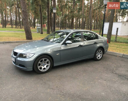 БМВ 3 Серия 2006 в Чернигове на Automoto.ua Серый БМВ 3 Серия, объемом двигателя 2 л и пробегом 260 тыс. км за 7500 $, фото 2 на Automoto.ua