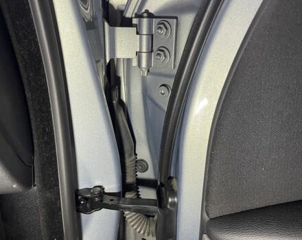 БМВ 3 Серия 2006 в Чернигове на Automoto.ua Серый БМВ 3 Серия, объемом двигателя 2 л и пробегом 260 тыс. км за 7500 $, фото 16 на Automoto.ua