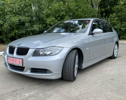 Серый БМВ 3 Серия, объемом двигателя 2 л и пробегом 197 тыс. км за 7000 $, фото 2 на Automoto.ua