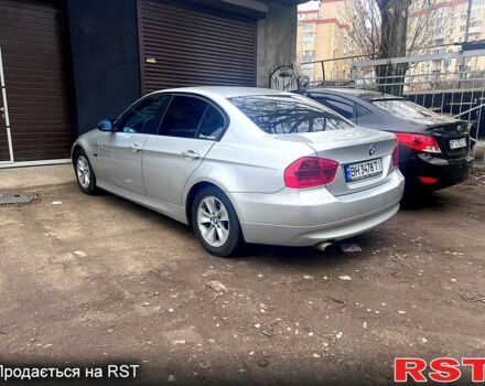 Серый БМВ 3 Серия, объемом двигателя 2 л и пробегом 175 тыс. км за 2500 $, фото 1 на Automoto.ua