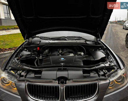 Сірий БМВ 3 Серія, об'ємом двигуна 2 л та пробігом 282 тис. км за 5999 $, фото 41 на Automoto.ua
